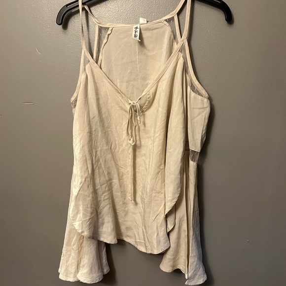 Others Follow shirt - cream boho bell sleeves open shoulder lace accents NWT - Picture 2 of 10